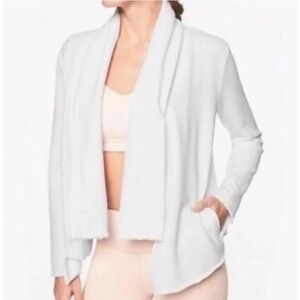 Athleta Tranquility Wrap cardigan sweatshirt white Large pockets open front